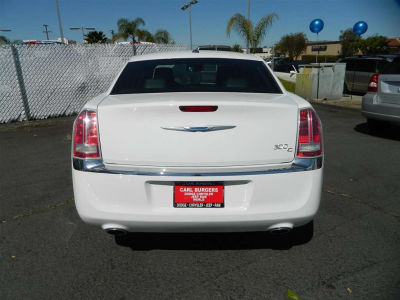 2013 Chrysler 300C  Base