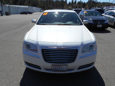 2013 Chrysler 300C  Luxury Series