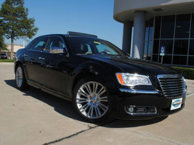 2012 Chrysler 300C  Base