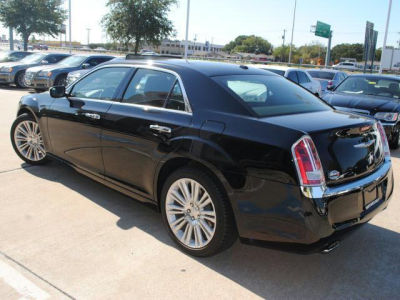 2012 Chrysler 300C  Base