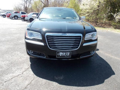 2013 Chrysler 300C  Luxury Series
