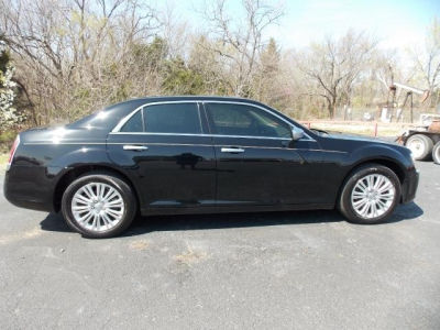 2013 Chrysler 300C  Luxury Series
