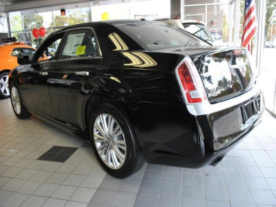 2012 Chrysler 300C  Luxury Series