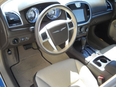 2012 Chrysler 300C  Luxury Series