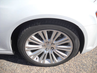 2012 Chrysler 300C  Luxury Series