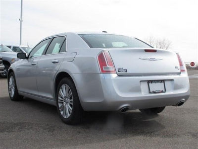 2012 Chrysler 300C  Base