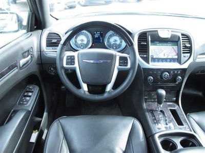 2012 Chrysler 300C  Base