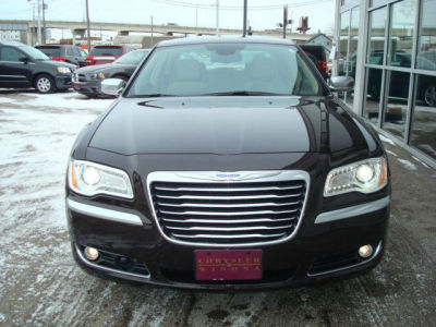 2012 Chrysler 300C  Luxury Series