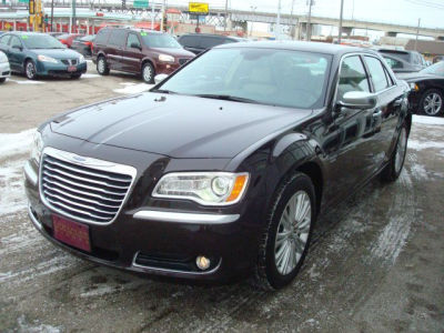 2012 Chrysler 300C  Luxury Series