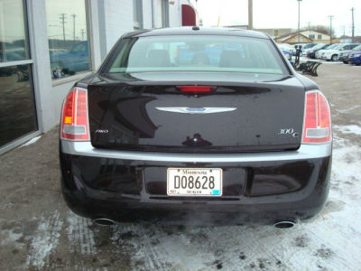 2012 Chrysler 300C  Luxury Series