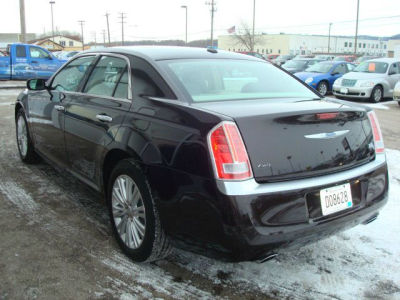 2012 Chrysler 300C  Luxury Series