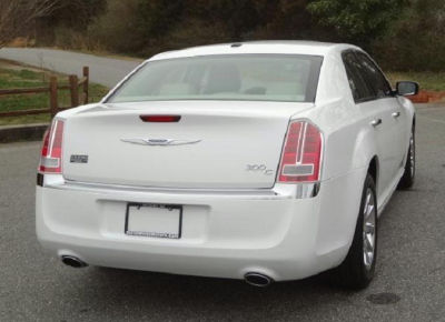 2012 Chrysler 300C  Luxury Series