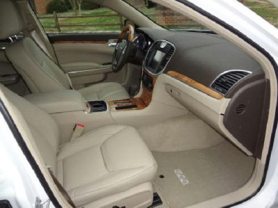 2012 Chrysler 300C  Luxury Series