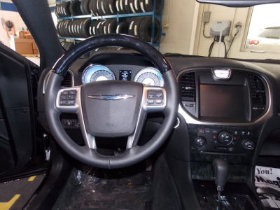 2012 Chrysler 300C