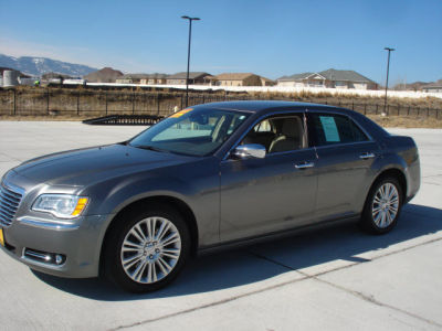 2012 Chrysler 300C  Base