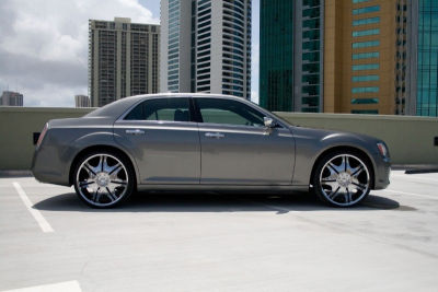 2011 Chrysler 300C  Base