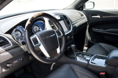 2011 Chrysler 300C  Base