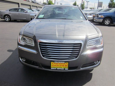 2011 Chrysler 300C  Base