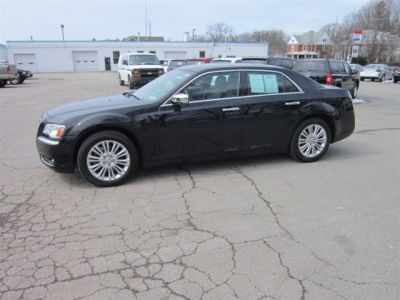 2012 Chrysler 300C  Base