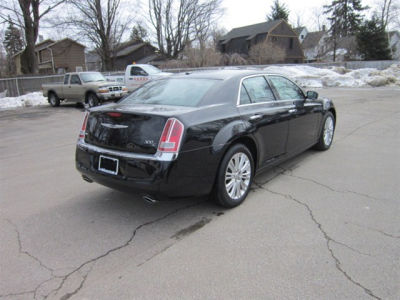 2012 Chrysler 300C  Base
