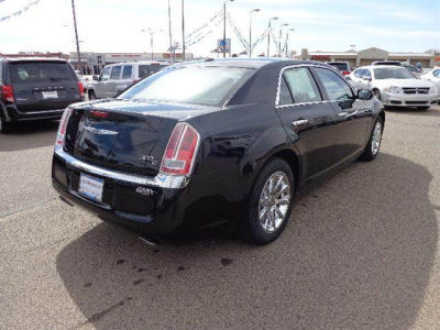 2013 Chrysler 300C  Base
