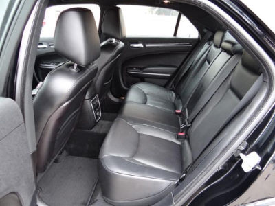 2012 Chrysler 300C  Base