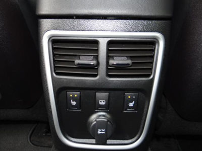 2012 Chrysler 300C  Base