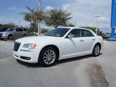 2013 Chrysler 300C  Base