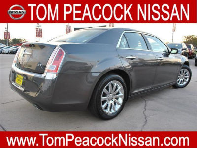 2013 Chrysler 300C  Base