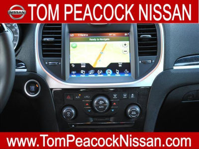 2013 Chrysler 300C  Base