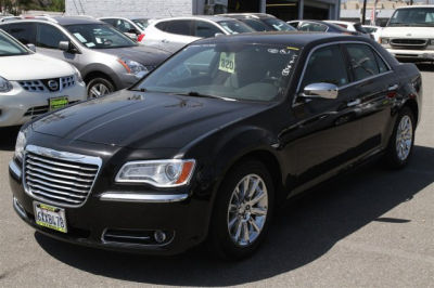 2013 Chrysler 300C  Base