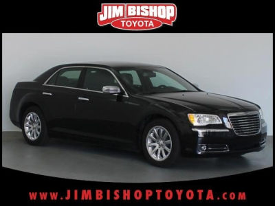 2013 Chrysler 300C  Base