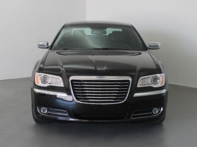 2013 Chrysler 300C  Base