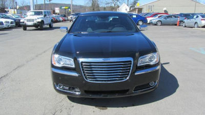 2012 Chrysler 300C  Base