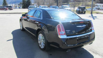 2012 Chrysler 300C  Base