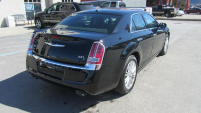 2012 Chrysler 300C  Base