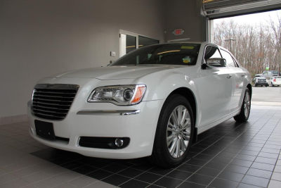 2012 Chrysler 300C  Base