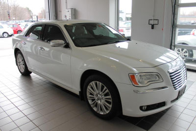 2012 Chrysler 300C  Base