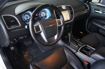 2011 Chrysler 300C