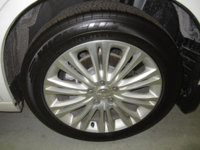 2012 Chrysler 300C  Base