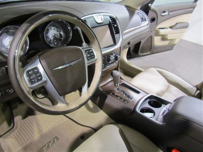 2013 Chrysler 300C  Luxury Series