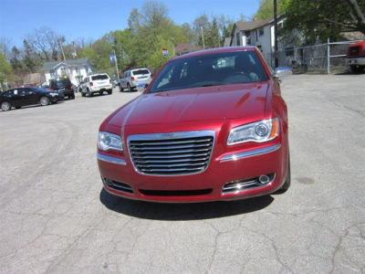 2013 Chrysler 300C  Base