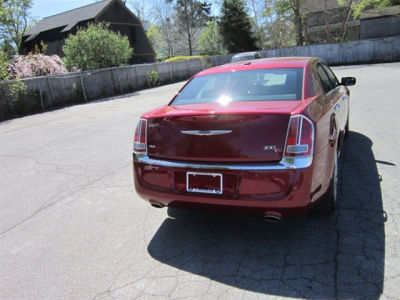 2013 Chrysler 300C  Base