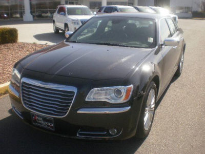 2012 Chrysler 300C  Base