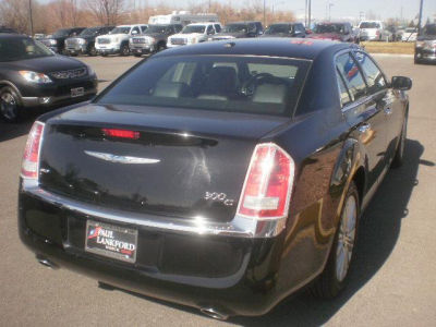2012 Chrysler 300C  Base