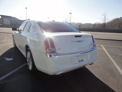 2011 Chrysler 300C