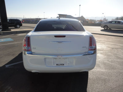 2011 Chrysler 300C
