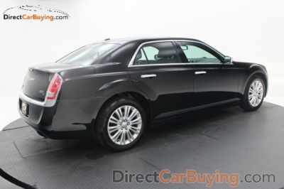 2013 Chrysler 300C  Base