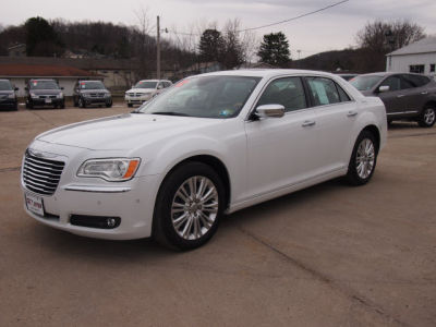 2012 Chrysler 300C  Base