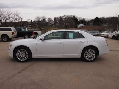 2012 Chrysler 300C  Base